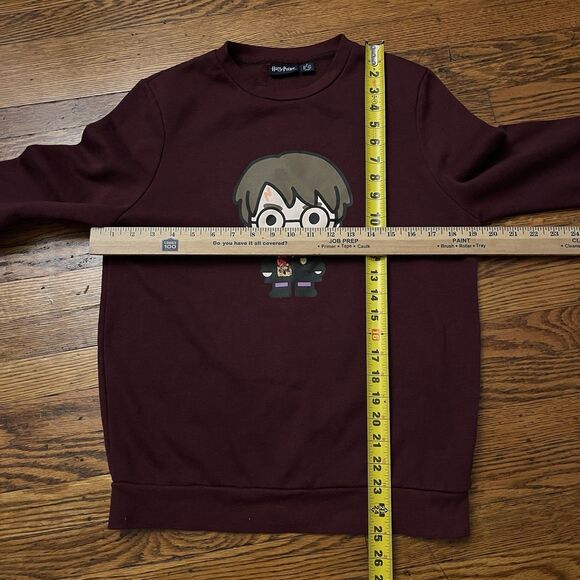 Official Harry Potter Hogwarts Cartoon Graphic Wizard Burgundy Sweatshirt Sz S - Picture 4 of 5